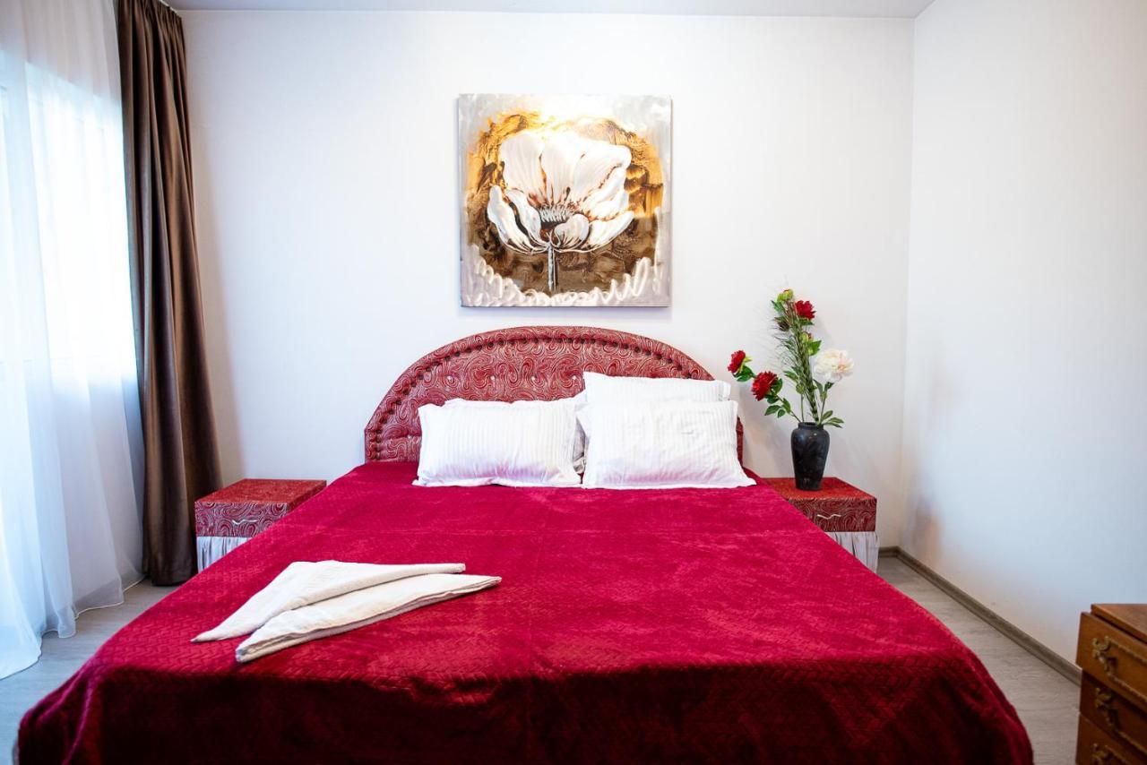 5 Bedrooms Luxury Apartment Villa Bükreş Dış mekan fotoğraf